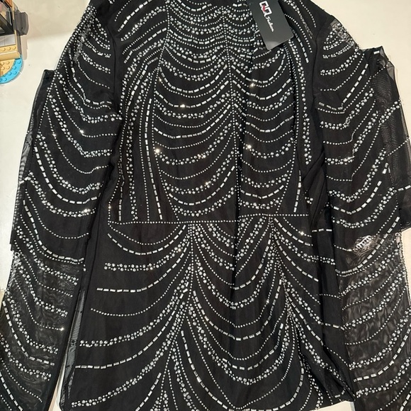 Chic black women’s dress - Picture 3 of 8